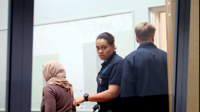 Photo of الشرطة السويدية تحتجز أم بتهمة التزويج بالأكراه وتلاحق الأب في العراق