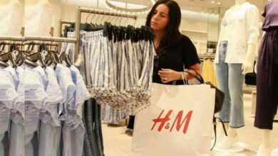 Photo of شركة H & M السويدية تحقق خسائر ب 1.3 مليار کرون في 3 شهور مع تراجع التسوق من متاجرها