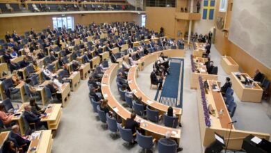 Photo of عودة المشرعين السويديين إلى البرلمان