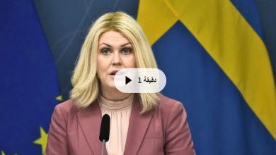 Photo of الحكومة السويدية: تمديد القيود لمدة 14 يومًا أخرى